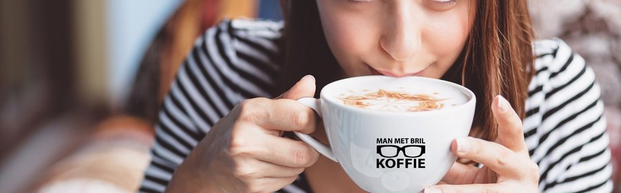 SportfondsenCafe - man met bril logo erop.jpg
