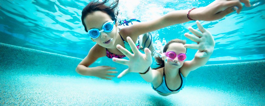 duiken onderwater meisjes duikbril